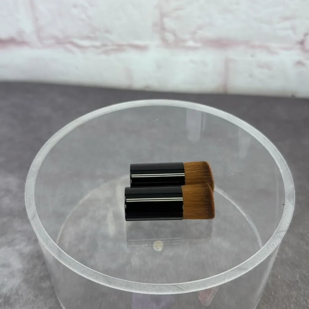 CHANEL Les Beiges Complexion Small Brushes